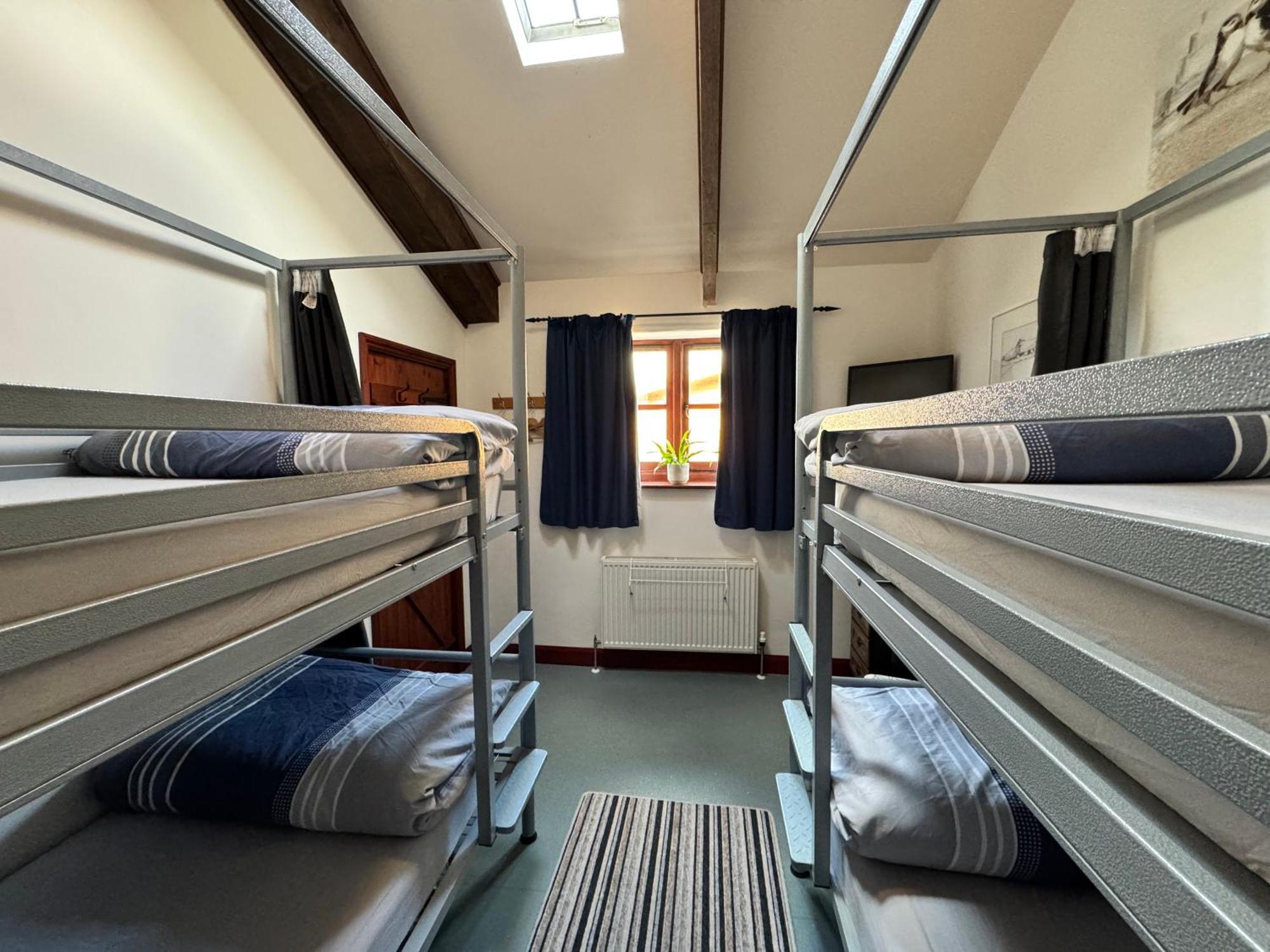 Lands End Hostel And B&B Сеннен Экстерьер фото